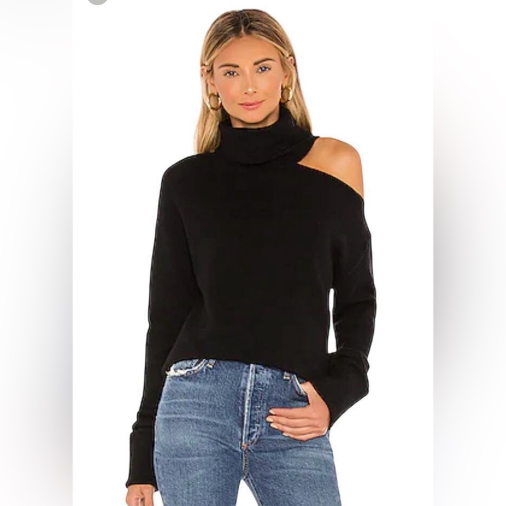 Paige Raundi Sweater in black size small